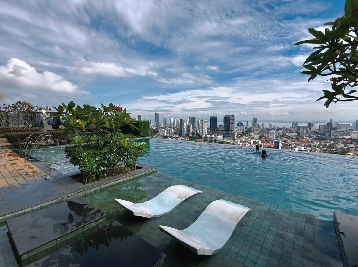 Beacon 2Br Infinity Pool - By Bnb4U George Town Exterior foto